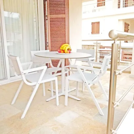 Villa Olivia Sports And Sea