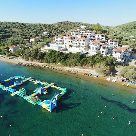 Olivia Sports And Sea Villa