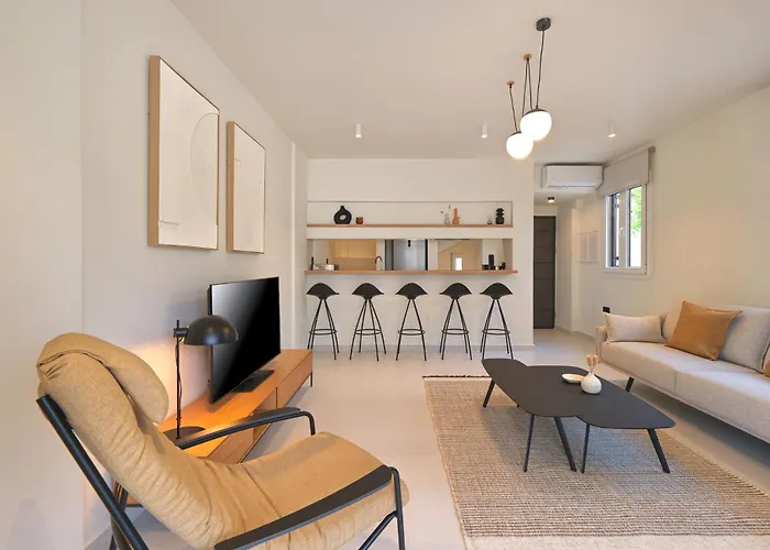 Olivia Sports And Sea