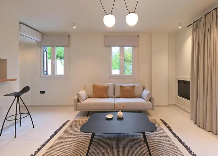 Olivia Sports And Sea