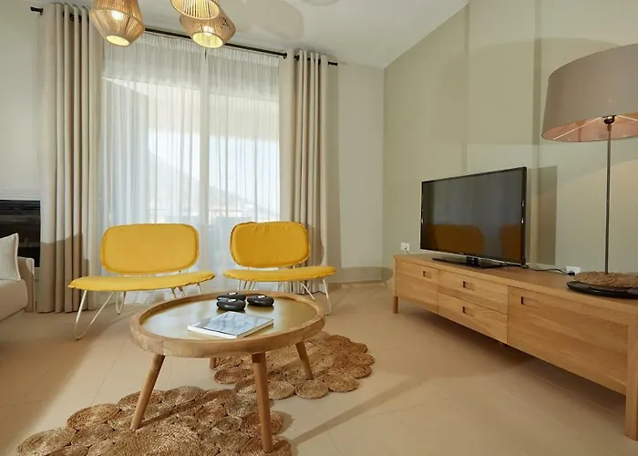 Olivia Sports And Sea *